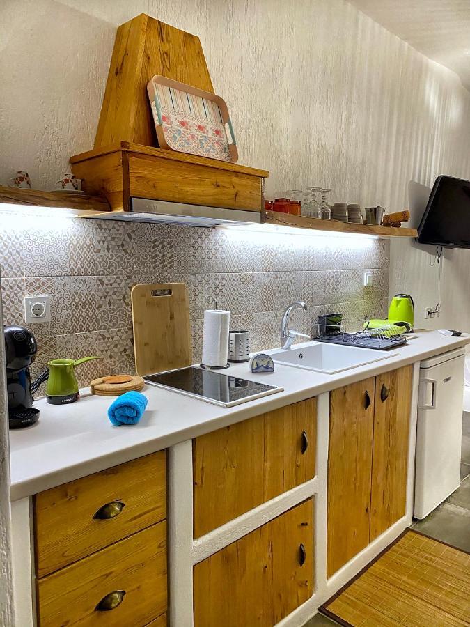Milos Gem Suites Inn Pachaina Zewnętrze zdjęcie
